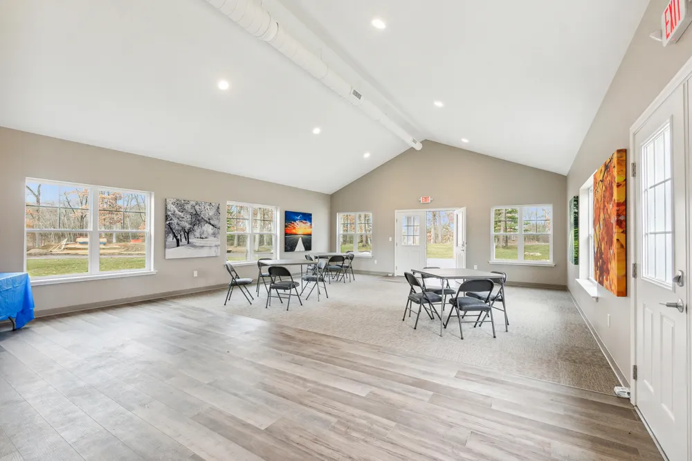 1140 Lochaven Circle #10B Hillsdale, MI 49242