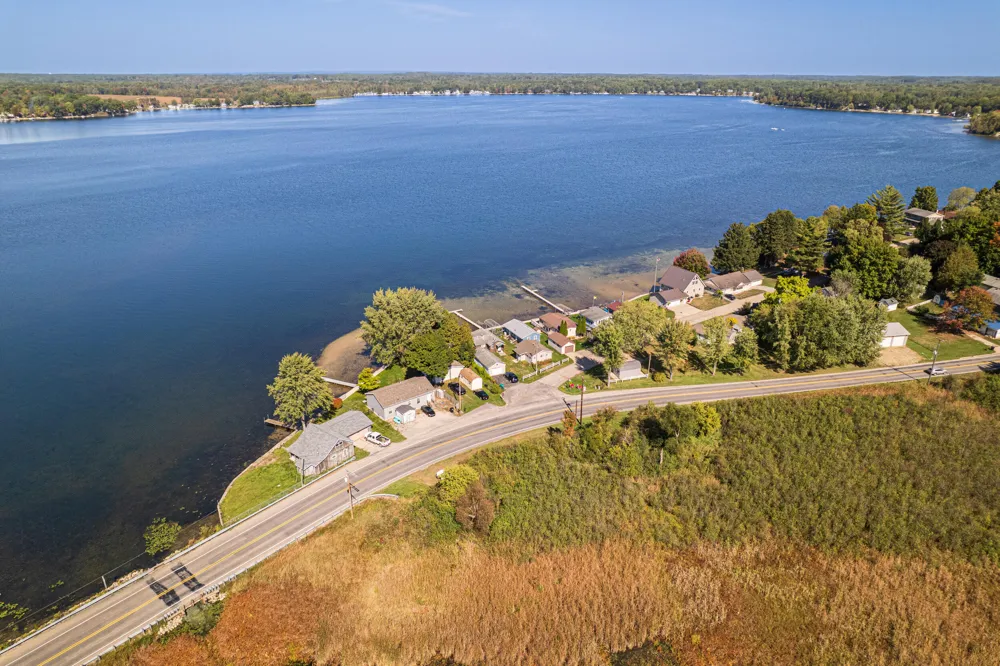 19419 Bullhead Lake Drive Rodney, MI 49342