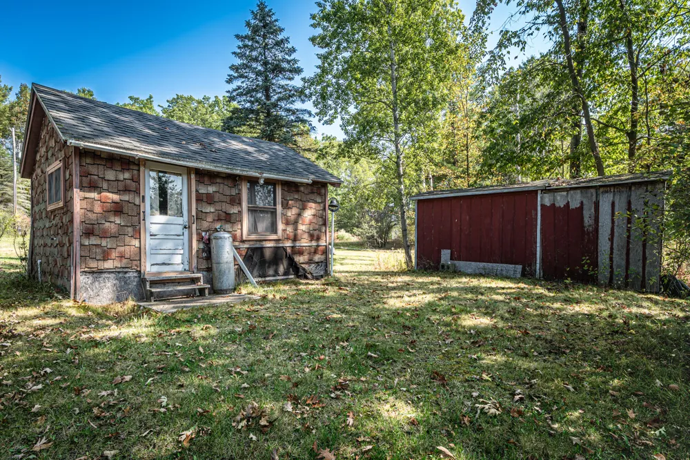 19419 Bullhead Lake Drive Rodney, MI 49342