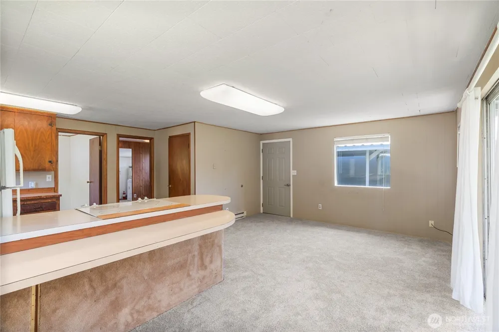 1634 First Avenue Grayland, WA 98547