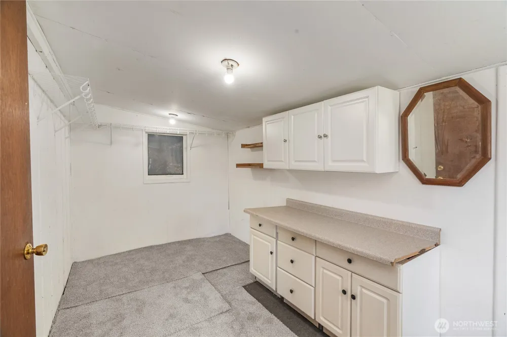 1634 First Avenue Grayland, WA 98547