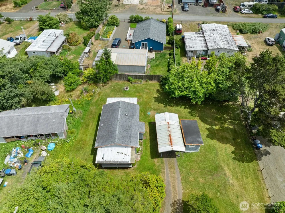 1634 First Avenue Grayland, WA 98547