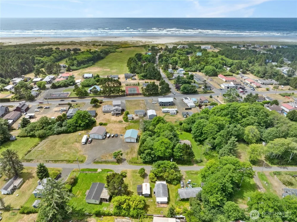 1634 First Avenue Grayland, WA 98547