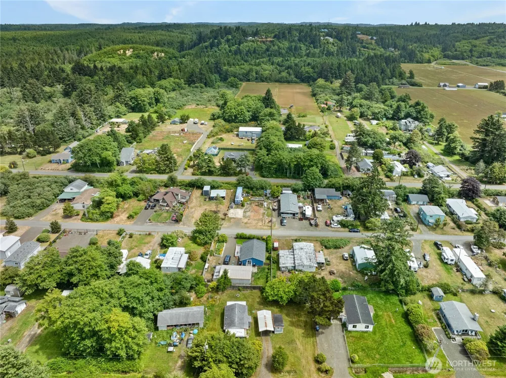 1634 First Avenue Grayland, WA 98547
