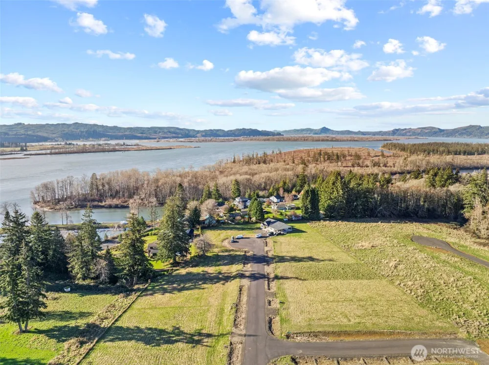 48 Sunnyfield Drive #Lot4 Cathlamet, WA 98612