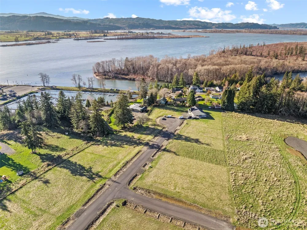 48 Sunnyfield Drive #Lot4 Cathlamet, WA 98612