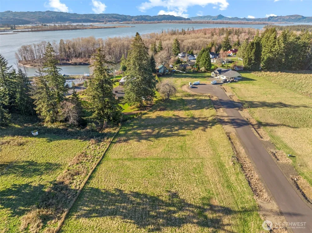 48 Sunnyfield Drive #Lot4 Cathlamet, WA 98612