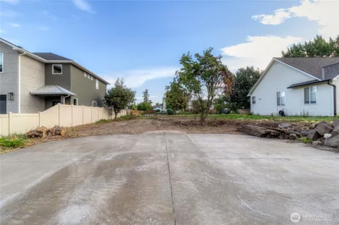 316 SW 12th Street