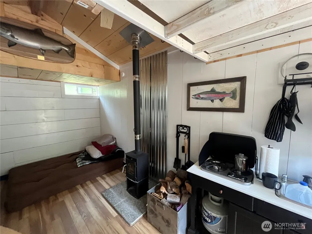 282 Copalis Beach Road Copalis Beach, WA 98355