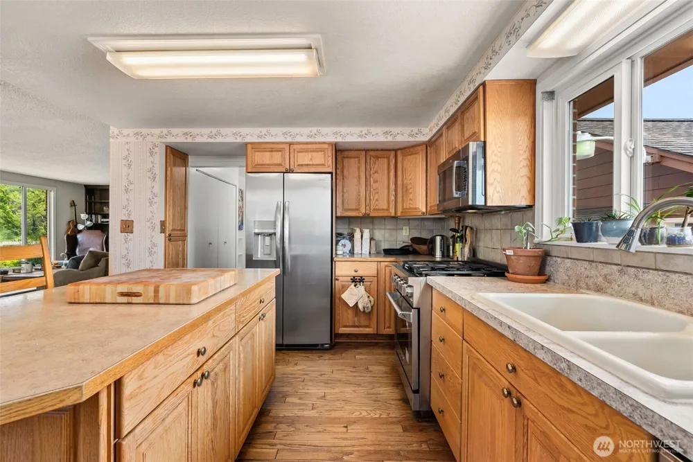 627 Wynoochee Valley Road Montesano, WA 98563