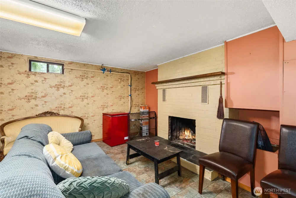 627 Wynoochee Valley Road Montesano, WA 98563
