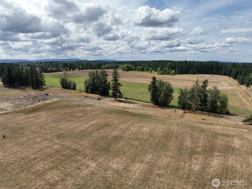32002 48th Avenue S Roy, WA 98580