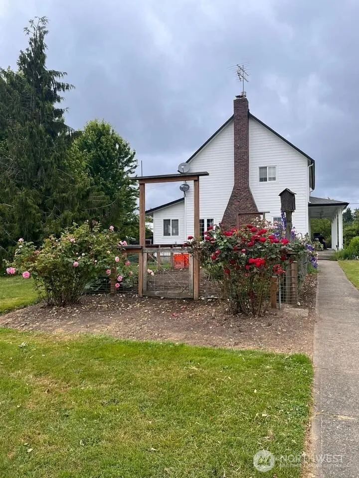 32002 48th Avenue S Roy, WA 98580