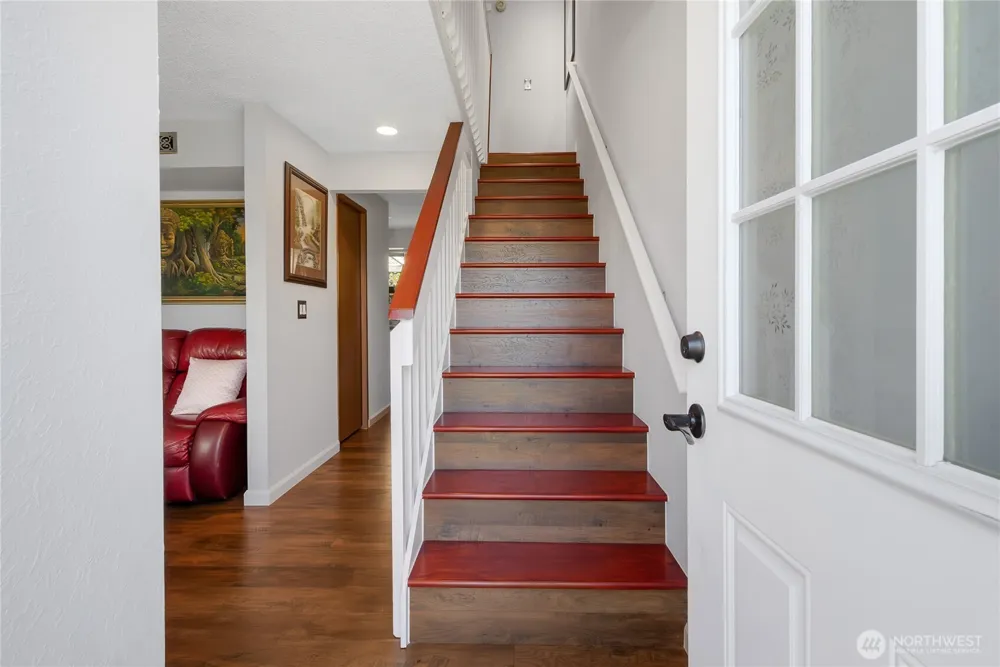 747 37th Street SE #9A Auburn, WA 98002