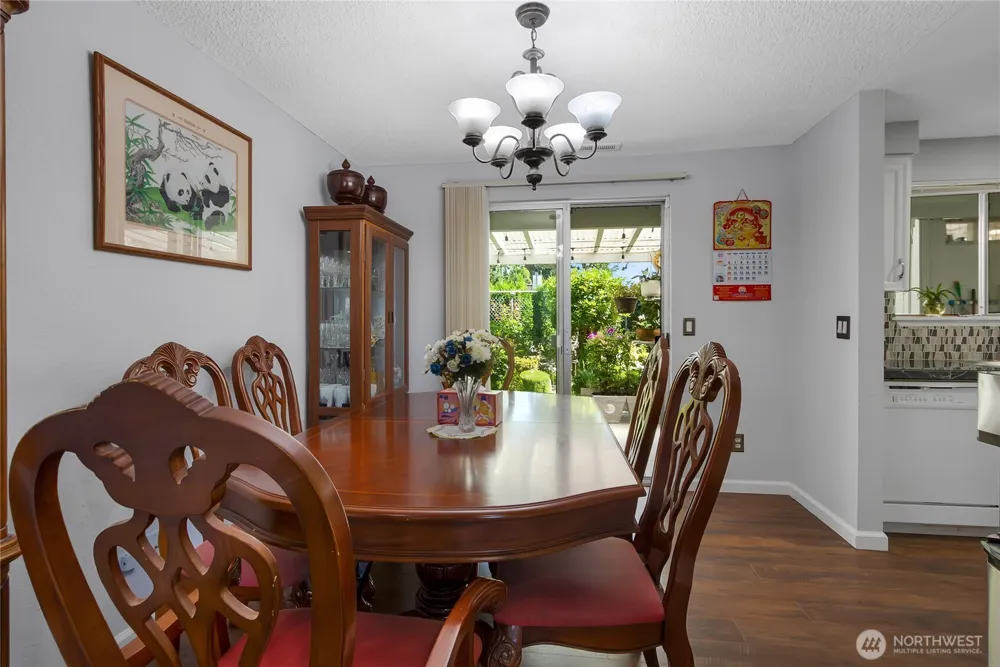747 37th Street SE #9A Auburn, WA 98002