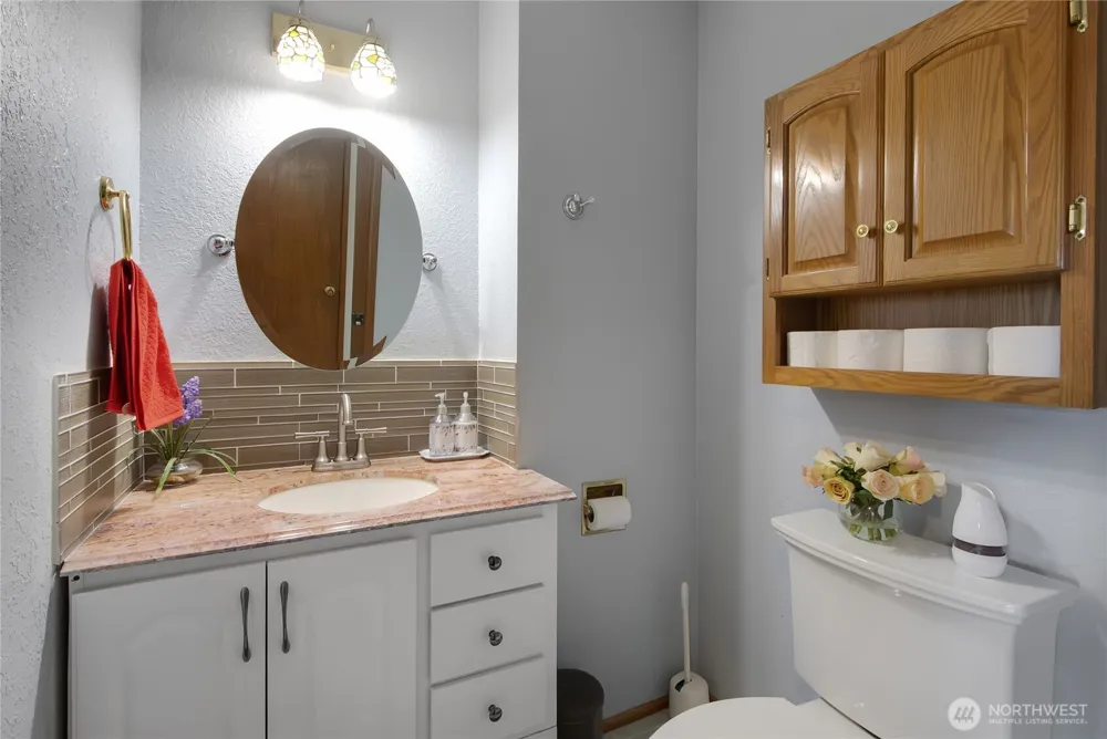 747 37th Street SE #9A Auburn, WA 98002
