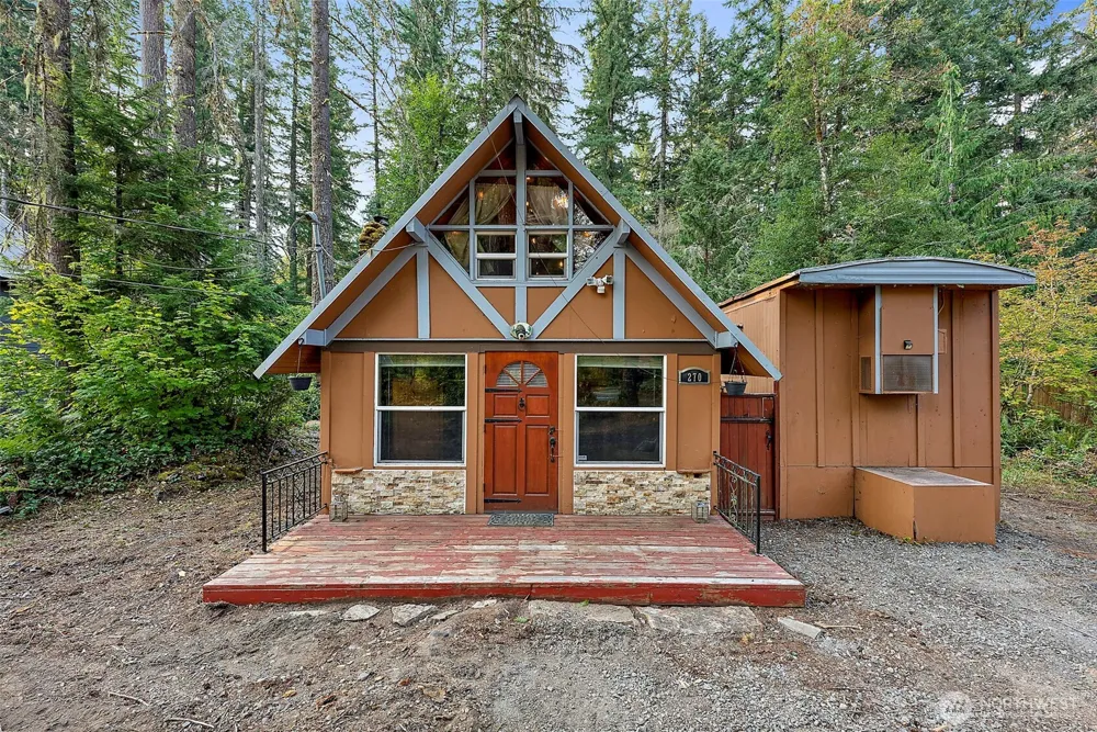 270 Skate Creek Road Ashford, WA 98304
