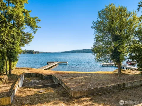 10879 SE Lake Road