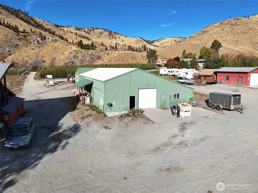 263 Oliver Lane Chelan, WA 98816
