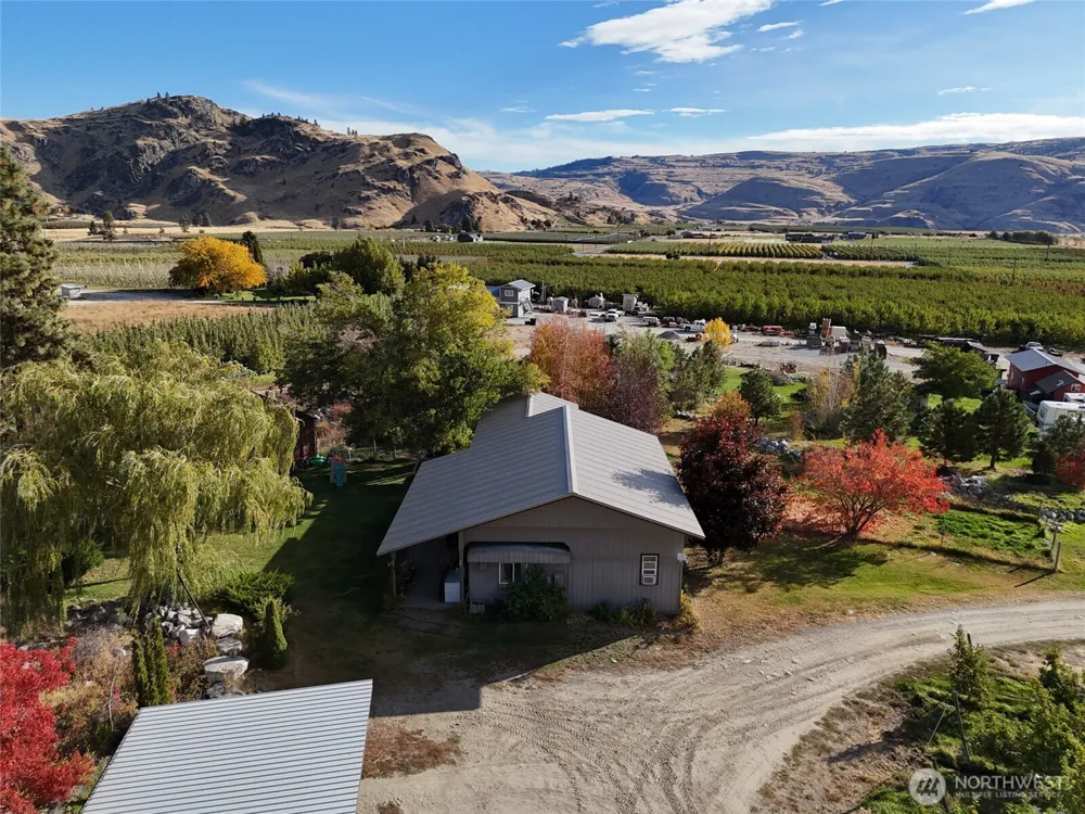263 Oliver Lane Chelan, WA 98816