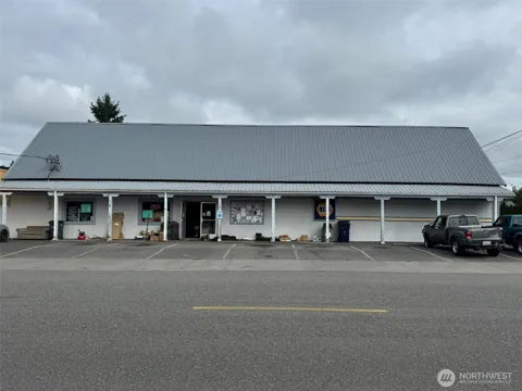 705 Emens Street