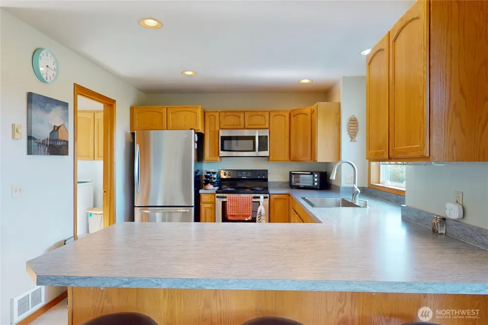 2900 Wheeler Avenue Tokeland, WA 98590