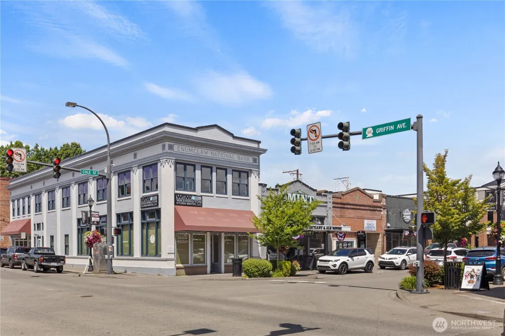 1107 Griffin Ave Enumclaw, WA 98022
