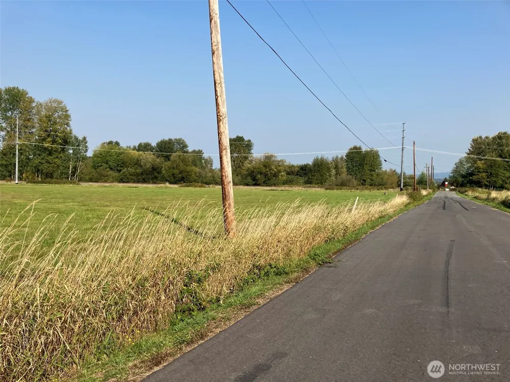23 XX 156th Street NE Marysville, WA 98271