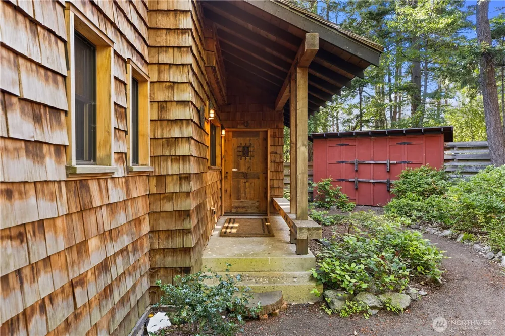 90 Montgomery Lane Orcas Island, WA 98245