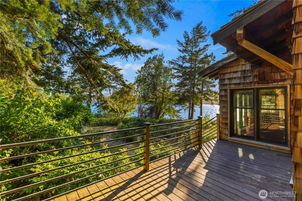 90 Montgomery Lane Orcas Island, WA 98245