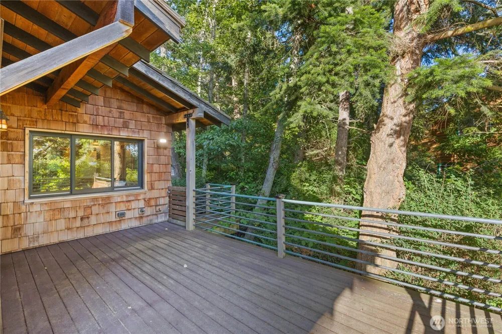 90 Montgomery Lane Orcas Island, WA 98245