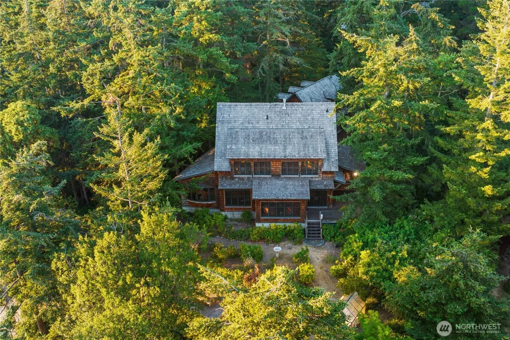 90 Montgomery Lane Orcas Island, WA 98245