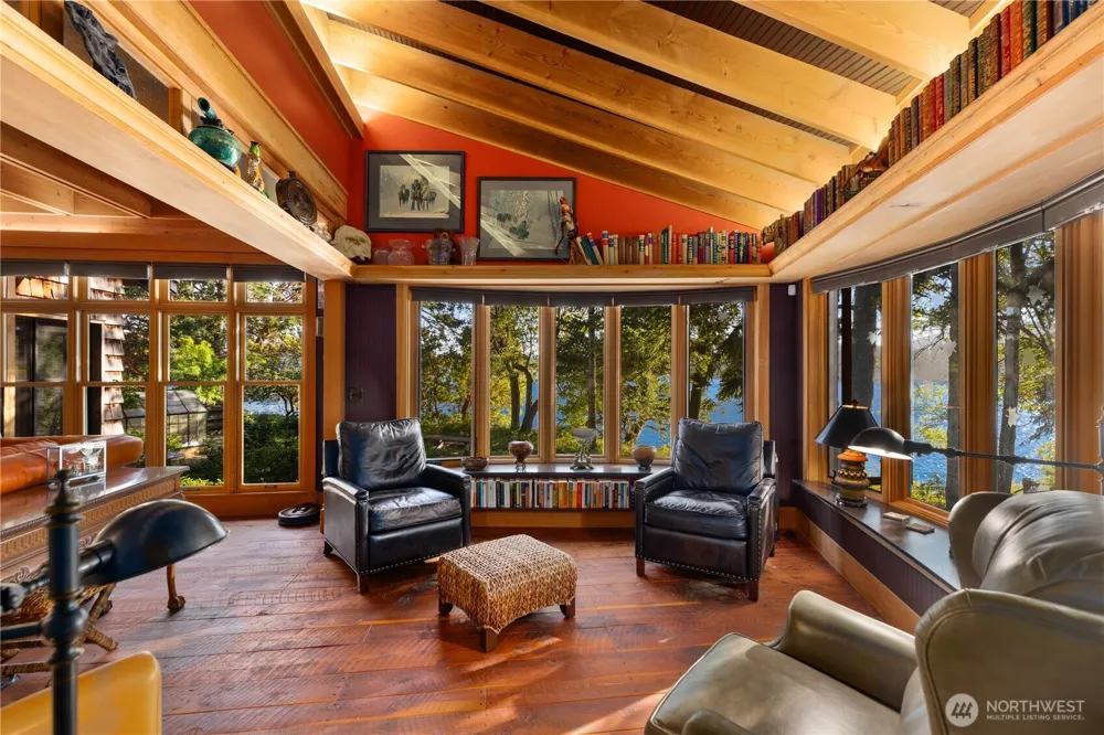 90 Montgomery Lane Orcas Island, WA 98245