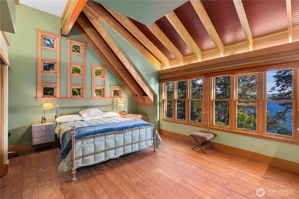 90 Montgomery Lane Orcas Island, WA 98245