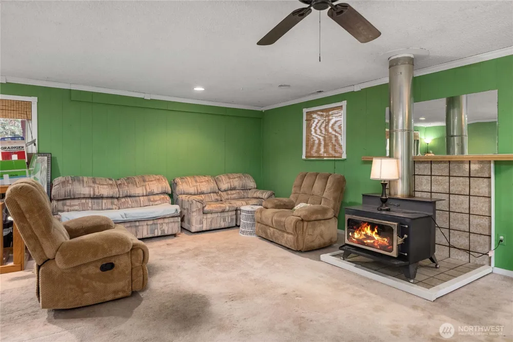 1425 33rd Street SE Auburn, WA 98002