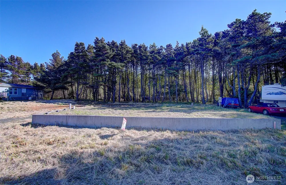 29906 H STREET Ocean Park, WA 98640