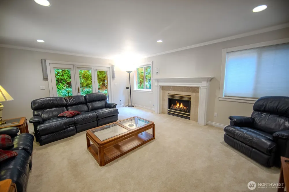 107 Springview Drive Lynden, WA 98264