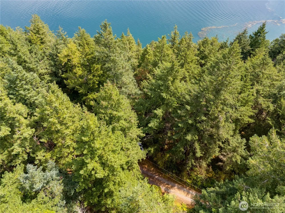7121 Island View Drive Anacortes, WA 98221
