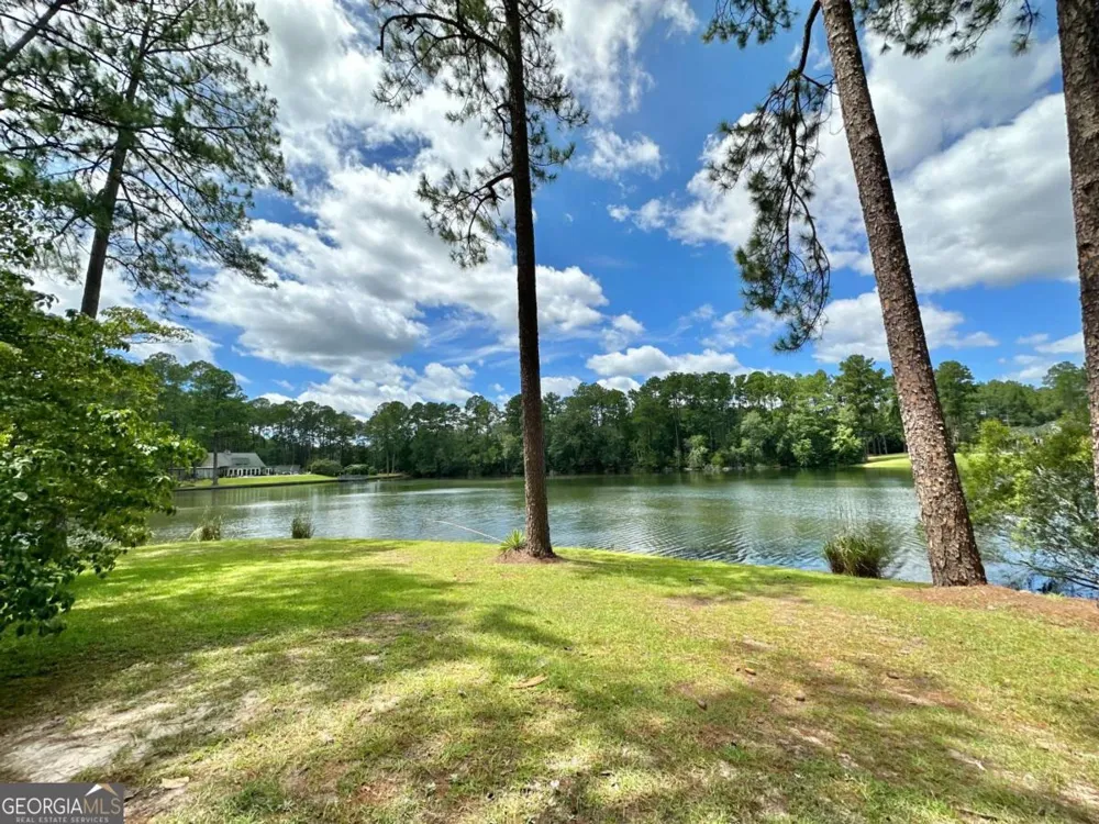 1236 7th AVE Eastman, GA 31023