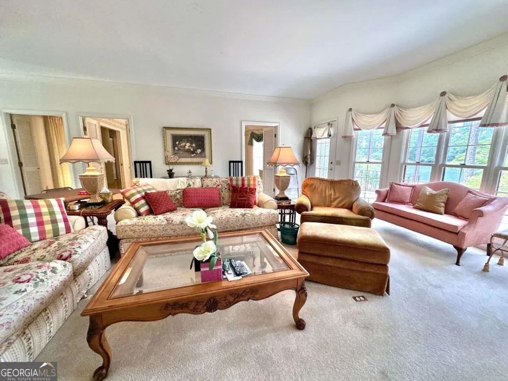 1236 7th AVE Eastman, GA 31023