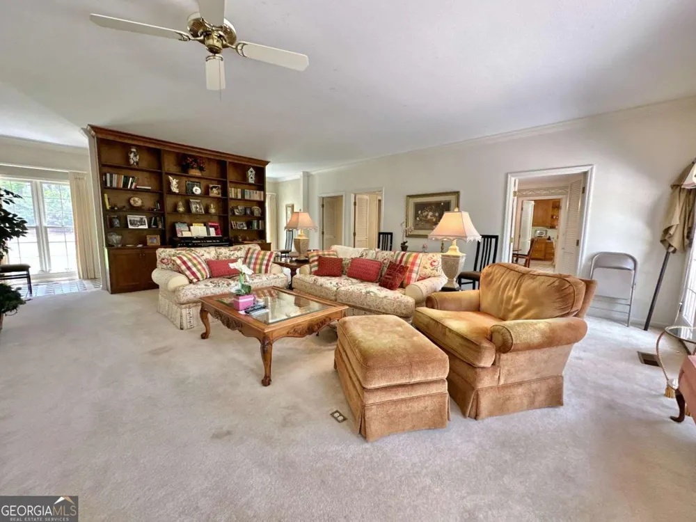 1236 7th AVE Eastman, GA 31023