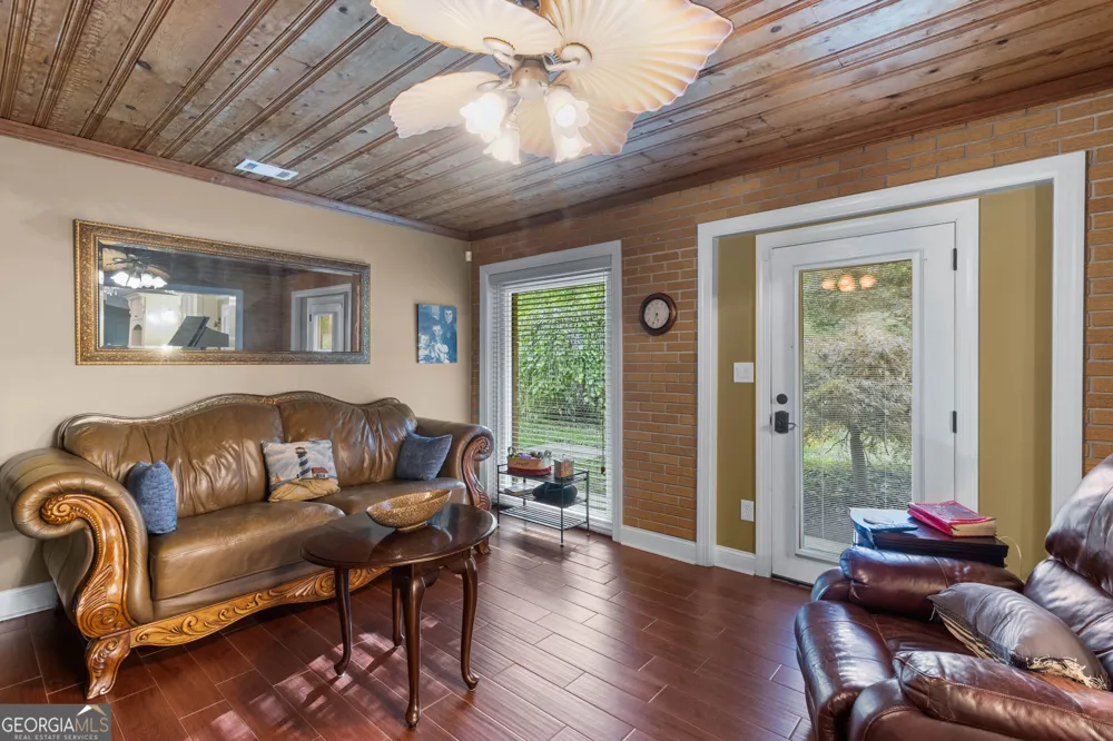 1208 Johnson RD Chickamauga, GA 30707