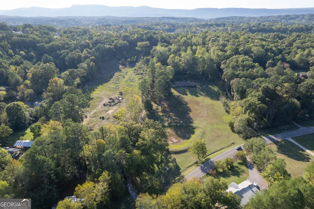 1208 Johnson RD Chickamauga, GA 30707
