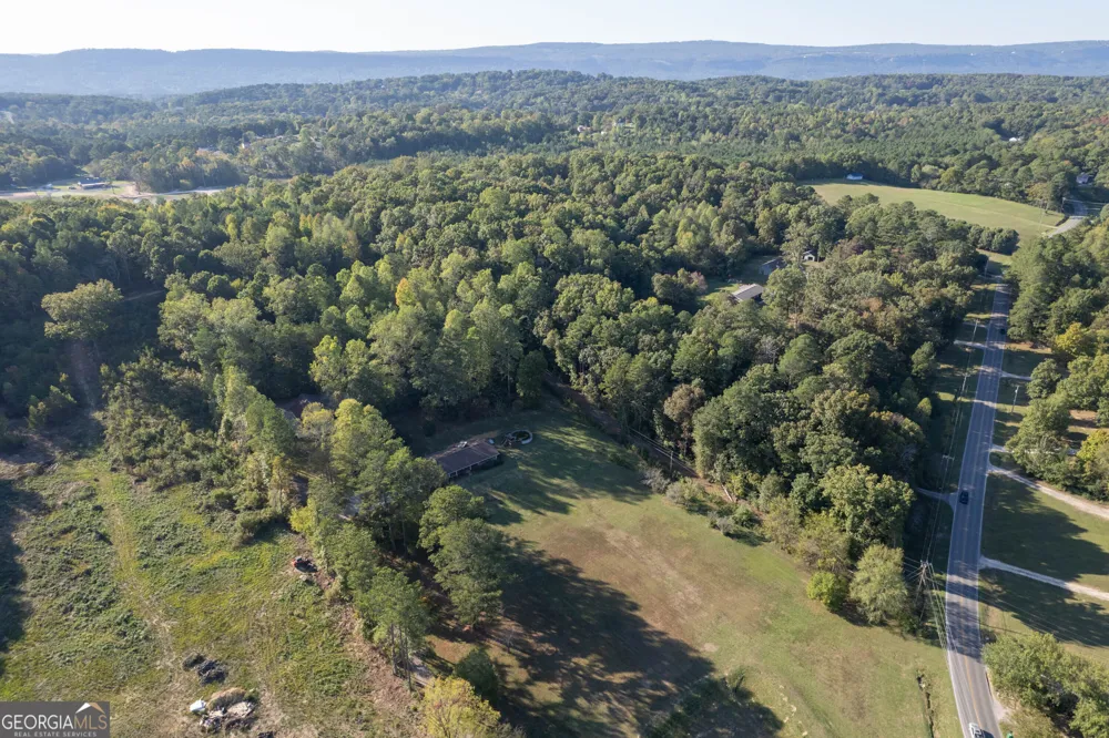 1208 Johnson RD Chickamauga, GA 30707