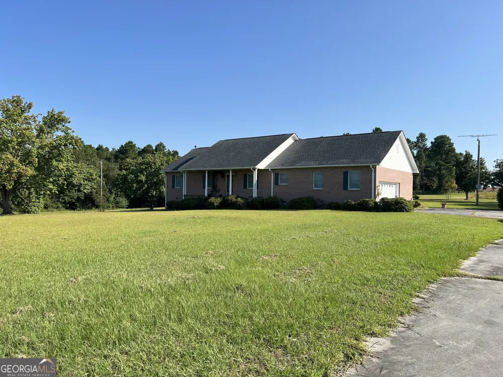 762 Nicholson Carr RD Chester, GA 31012