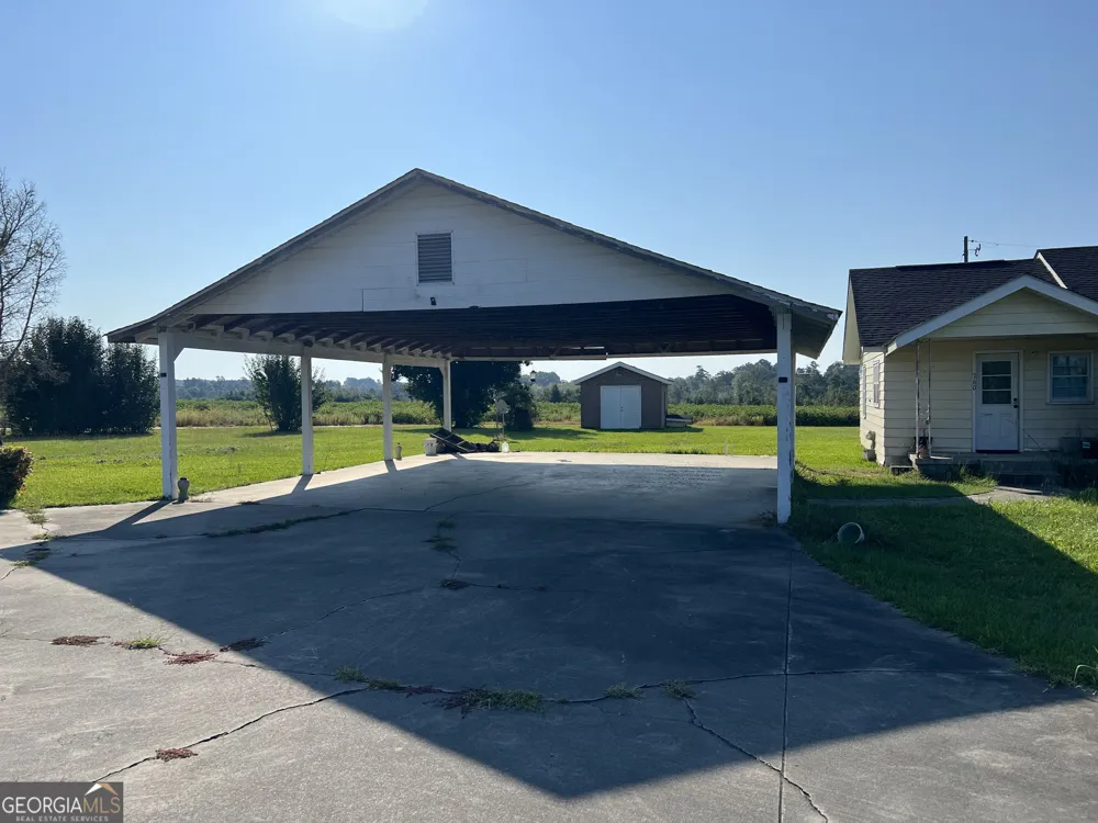 762 Nicholson Carr RD Chester, GA 31012
