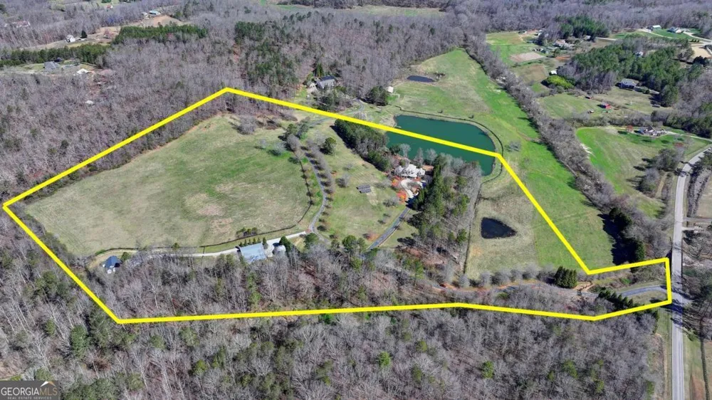 6303 & 6245 Ben Parks RD Murrayville, GA 30564