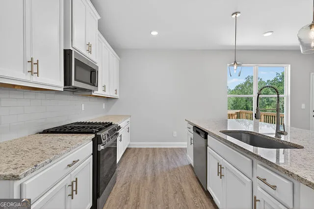 47 Shelby CT Commerce, GA 30529