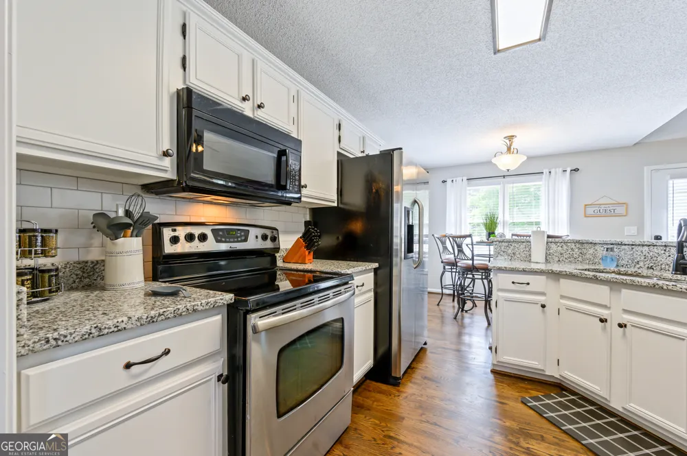 13 Windfield DR Cartersville, GA 30121