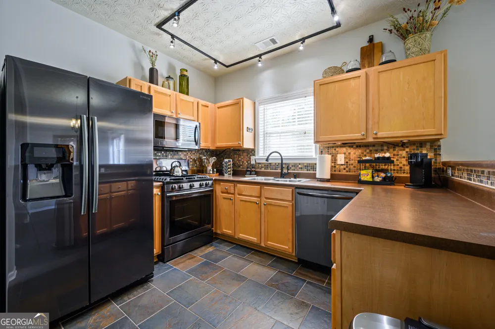 1431 Bay Overlook DR Woodstock, GA 30188